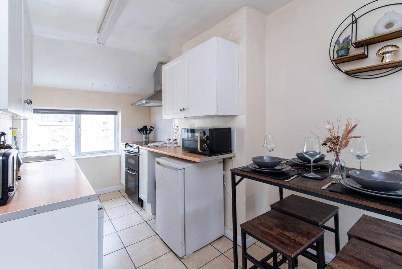 Characterful 2 Bedroom Apartment - Central Location Castle Donington Esterno foto